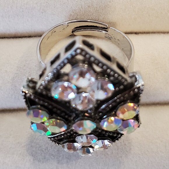 Vintage Maltese Cross Ring Iridescent Aurora Borealis & Clear Rhinestone Sparkly - Picture 4 of 6